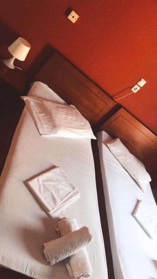 Aegli Hotel Loutráki Buitenkant foto