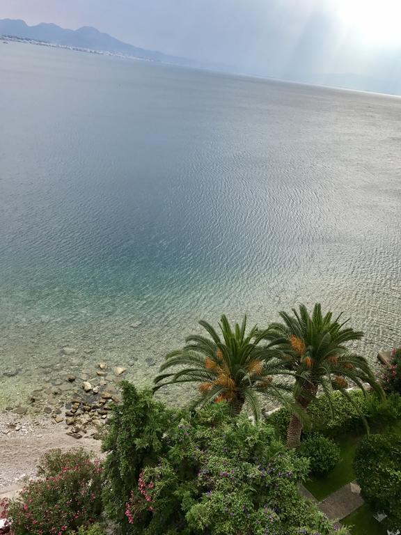 Aegli Hotel Loutráki Buitenkant foto